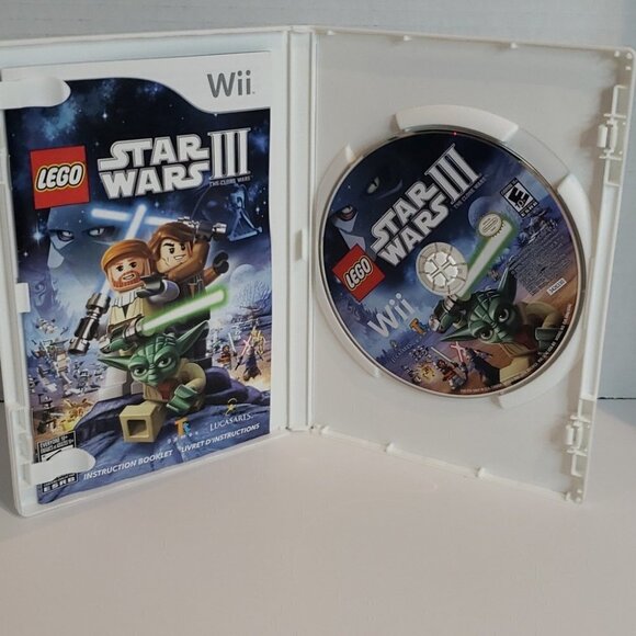 LUCASARTS 2006 Wii Star Wars III LEGO Ages 10+ Manual Included 5.25" x  7.25 - Picture 4 of 5